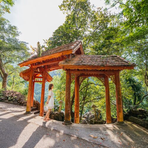 phong-cảnh-thiên-sơn-suối-ngà