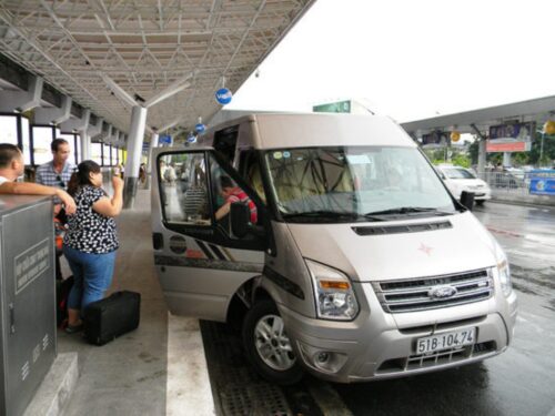 Kinh nghiệm chọn đơn vị thuê xe 7 chỗ sân bay Tân Sơn Nhất uy tín