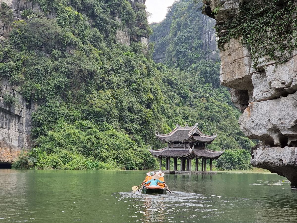 Kham pha cac hang va diem den tam linh voi tra ng an tuyen 3 5 1641330437