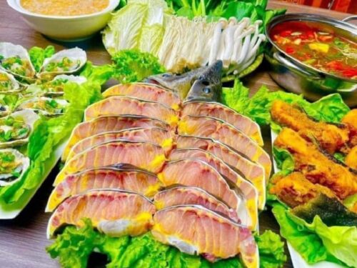 Lẩu cá tầm măng Đen